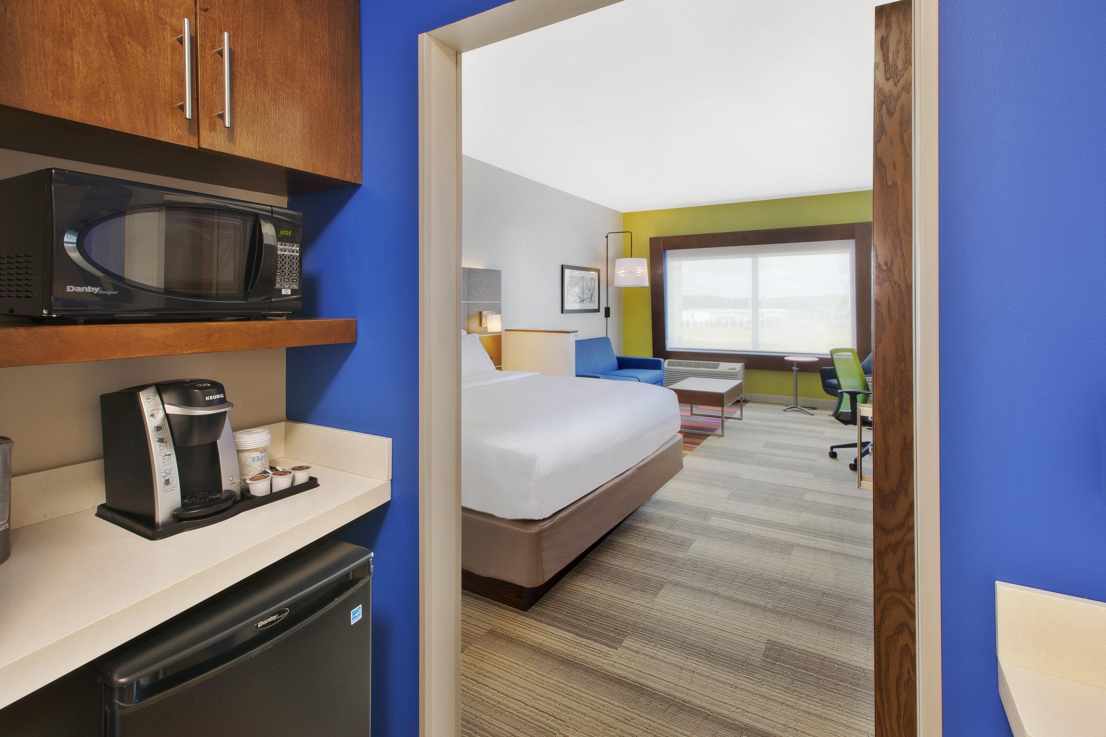 Holiday Inn Express And Suites South Hill By Ihg Exterior photo