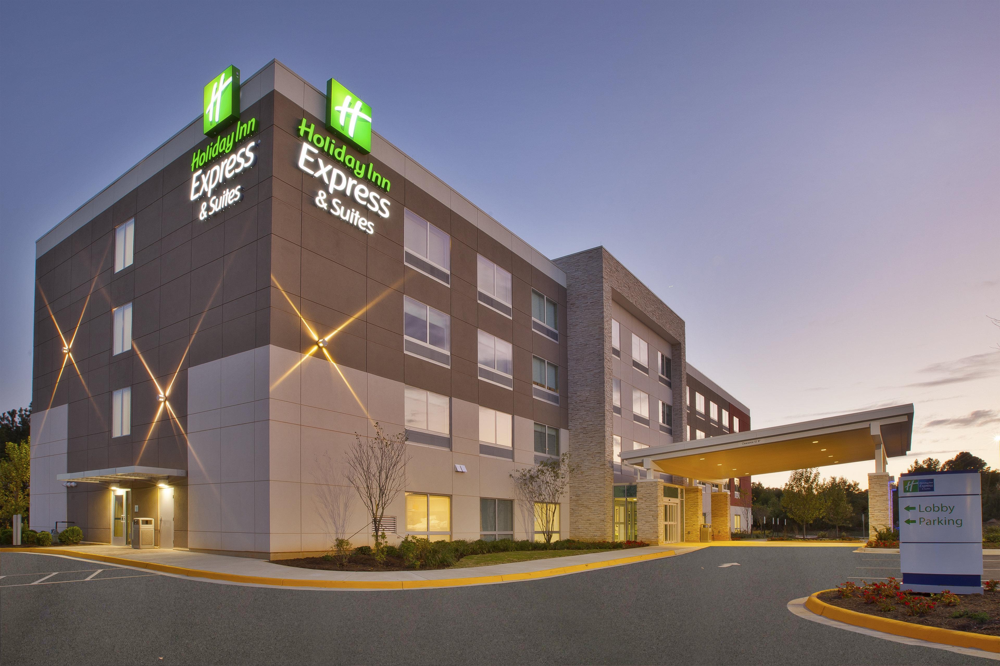 Holiday Inn Express And Suites South Hill By Ihg Exterior photo
