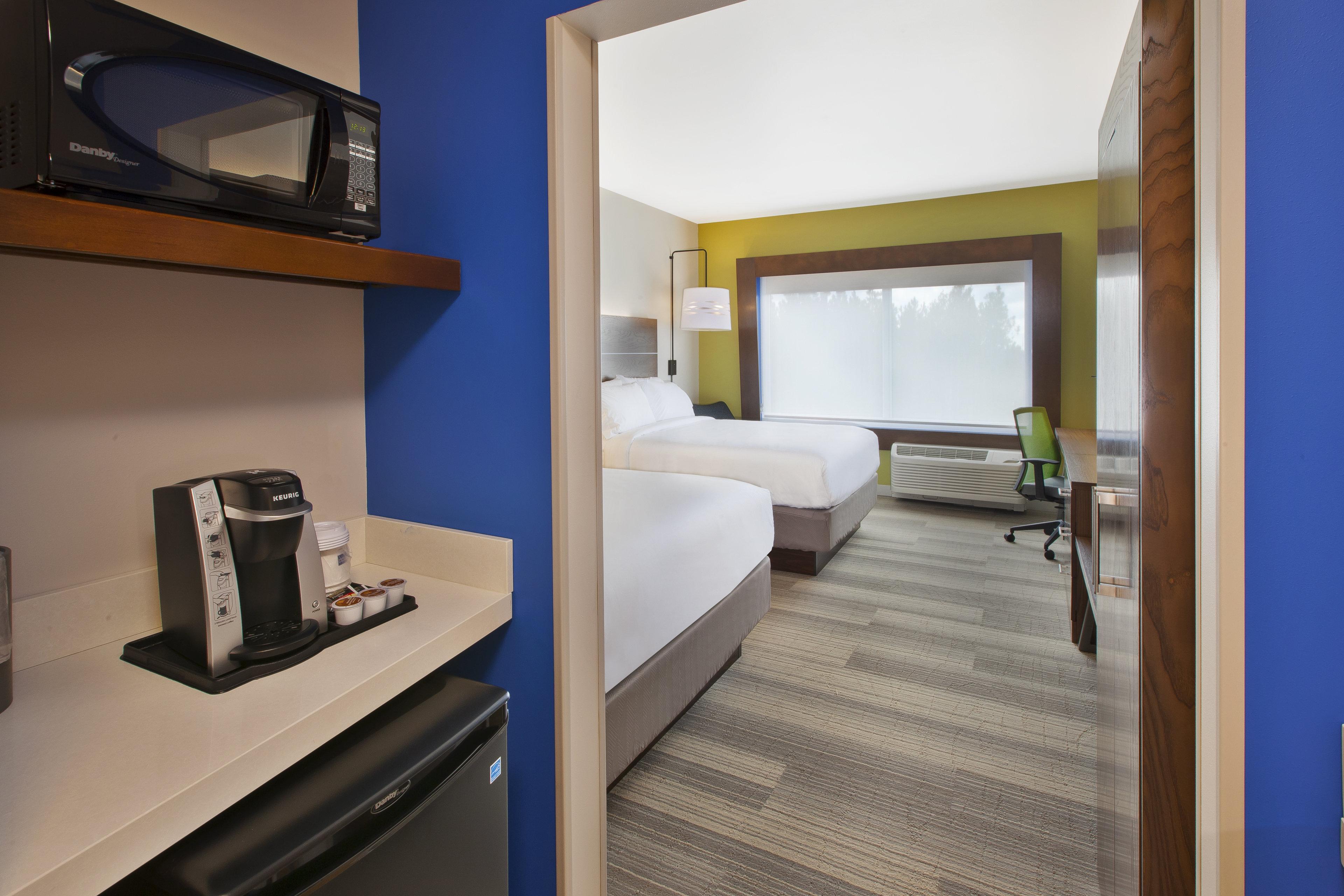 Holiday Inn Express And Suites South Hill By Ihg Exterior photo